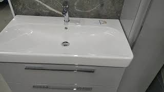 Kolo Traffic L91190000 washbasin 90 unit 89438000 column 88420000 Hansgrohe Metris 31080000 [upl. by Rockey494]