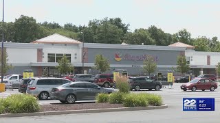 Stop amp Shop closing this supermarket in Springfield [upl. by Langill]