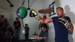 VASYL LOMACHENKO WORKING THE DOUBLE END BAG AS HE FINALIZES TRAINING FOR JORGE LINARES [upl. by Gardia]