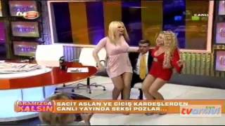 Cicişlerin kucak şovu 14012013  TV8 Aramızda kalsın  Sacit Aslan [upl. by Assetak]