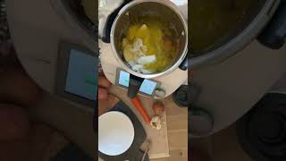 Crema de porrusalda con bacalao y huevas velocidadcuchara thermomix recetasthermomix verduras [upl. by Backler]