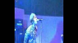 Oasis  Earls Court 1995  Some Might Say [upl. by Warga]