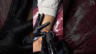 Small tattoo tattoo tattoorevue tattooartist tattoogirl vairalreels [upl. by Nnyleahs]