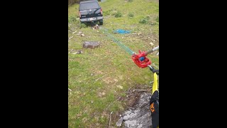 Hand Winching a 4WD Ute  Wyeth Scott More Power Puller versus Standard Come A Long [upl. by Kalam]