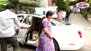 Ramoji Rao Daughter Tribute To Shyam Prasad Reddy Wife At Residence  Telugu70mm [upl. by Yblok]