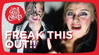 05 Scare acting tijdens Walibi Fright Nights  FrisChicks [upl. by Aerbua]