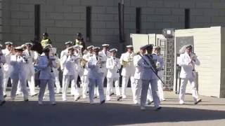 Marinens Musikkår inmarscherar på Stockholms slott [upl. by Arlina]