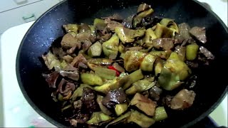 Coratella alla romana con carciofi  Lambs pluck a la romana with artichokes [upl. by Drisko48]