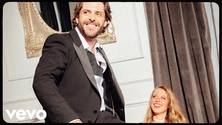 Thomas Rhett  Somethin’ ‘Bout A Woman Official Visualizer [upl. by Procto]