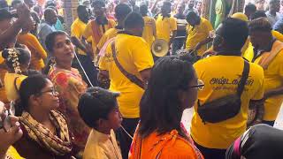 Idumban Kadamban Varre 🦚❤️Astha Kali Urumi Melam 1st Thaipusam Booking batucaves murugan [upl. by Bonnibelle]