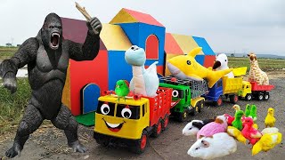 ROLLING TRUCK CARRYING MOTHER CAWS CROCODILE SHARKS RAINBOW CHICKS GIRAFFE DUCKS CUTE CATS [upl. by Rehoptsirhc]