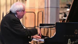 Grigory Sokolov  Beethoven Piano Sonata No11 in Bflat major Op22  Live 2004 [upl. by Griffy]