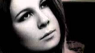 Sandy Denny FC live  Knocking on heavens door [upl. by Tisman321]