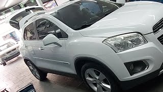 Como tira Moldura E Radio Chevrolet TRACKER 2014 [upl. by Bindman]