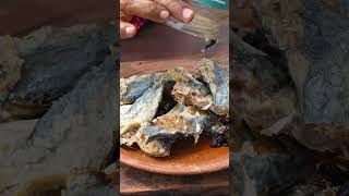 Make Village Style Salted Fish Curry jadi village cooking short මාළු ජාඩි මාළු හොදි [upl. by Eixor427]