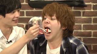 Umehara Yuichiro and Uchida Yuuma feed each other cake [upl. by Tadd]