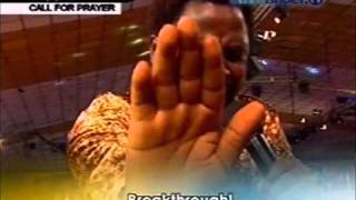 TB Joshua Prays For YouTube Viewers [upl. by Lacym]