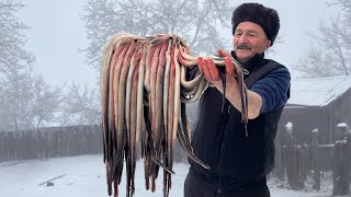 Cooking Up A Hundred River Lampreys To The Best Possible Recipe Life In The Village [upl. by Leyes]