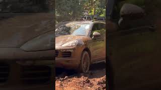 Range Rover Velar vs Porsche Macan  OffRoad [upl. by Nett]