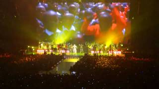 Shakira  Waka Waka Live  Hallenstadion Zurich 17112010 [upl. by Trista]