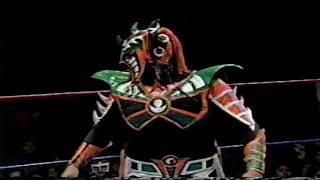 Lucha Libre AAA 1997  Los Cadetes del Espacio VS El Mosco de la Merced Hysteria entre otros [upl. by Idas44]