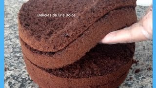 Massa Profissional de Pão de Ló de Chocolate de Apenas 4 ingredientes [upl. by Drisko]