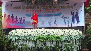 NYANYI LAGU DIPERPISAHAN FEAT GURU KECE WISUDA KELAS 9 SMP N 1 BOROBUDUR TAHUN 2024 [upl. by Eboh608]