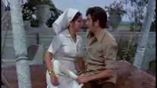 Lahron Ki Tarah Yaadein  Emotional Song  Kishore  Rajesh Khanna JeetendraRekha Poonam [upl. by Rana137]