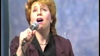 Lucille Cataldo sings LAccordéoniste 1983 [upl. by Cai]