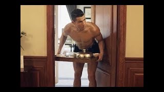 Cristiano Ronaldo İç Çamaşırı Reklamı [upl. by Rolecnahc]