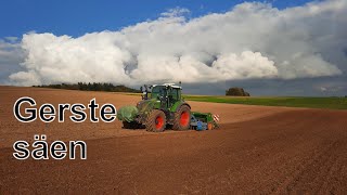 Wintergerste säen mit Regen im Nacken  Fendt 516 Vario mit Amazone D930 Spezial [upl. by Ahsym]