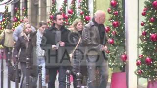 Bruce WIllis shopping in Paris before daughters quotBal des débutantesquot [upl. by Aryhs]