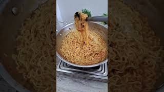 2 minutes maggi recipe 🥘 viralfood trrndingshorts trendingrecipe tiffinrecipes tiffinbox [upl. by Ateiram]