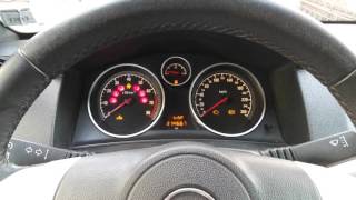 How to test amp find error codes Opel and Vauxhall fault Pedal trick test Astra H Zafira Vectra [upl. by Onimixam999]