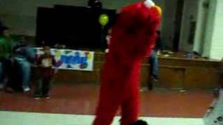 Elmo dancing like Chris Brown [upl. by Nahtaj]