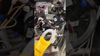 Shaded Pole Motor VS PSC Motornighthawkhvac hvac hvachacks hvaclife motors [upl. by Nenney71]