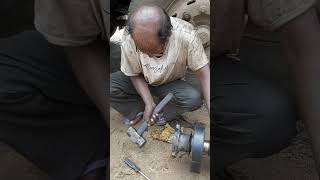 Hammer use centre flange viralvideo mechanic ytviral youtube [upl. by Atirys]