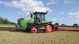 Fendt 943 ploughing [upl. by Ahser311]