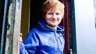 Ed Sheeran covers Bob Dylans quotDont Think Twice Its Alrightquot LIVE [upl. by Tatiania]