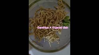 Ganthiya A Gujarati dish with chilly eaten widely in Ahmedabad and all over Gujarat [upl. by Moses438]