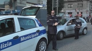 Pozzuoli NA  Risarcimenti per falsi incidenti stradali 10 arresti 191114 [upl. by Ethelin140]