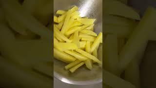 AİRFRYERDA PATATES KIZARTMASI airfryer patates philipsairfryer [upl. by Lamoureux509]