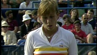 USTA Pro Player Highlights Martina Navratilova vs Chris Evert 1981 US Open Highlights [upl. by Ermin]