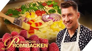 Sommerliche Gefühle mit der kunstvollen GartenFocaccia  Aufgabe 1  Das große Promibacken  SAT1 [upl. by Drofdarb]