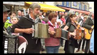 VIDEO OFFICIELLE MAREE TRAD 2012 à Concarneau [upl. by Akcemat]