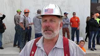 Logger Mike Pihl prepares to meet Oregon governor [upl. by Ettigdirb]