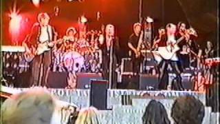 Monkees live in Boston 2001 [upl. by Anal]