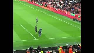 jurgen klopp fist bump Liverpool vs Arsenal 2022 [upl. by Lela847]