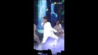 181021 Zhang Yixing LAY 《NAMANANA》 Focus Cam  YO Bang [upl. by Annahpos371]