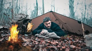 BIVOUAC Solo Furtif En PLEINE FORÊT EN HIVER Sous LA PLUIE  Pain BUSHCRAFT Filtration Survie [upl. by Tobey]